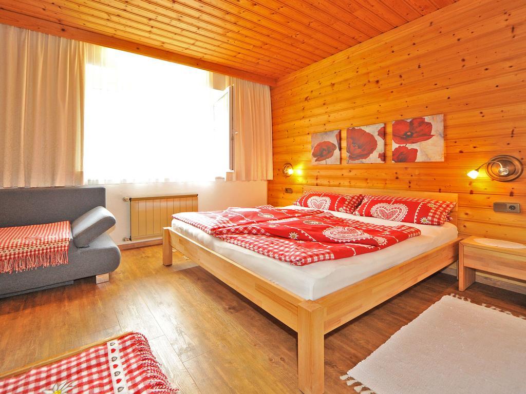 Haus Hasslacher فلاتاش الغرفة الصورة